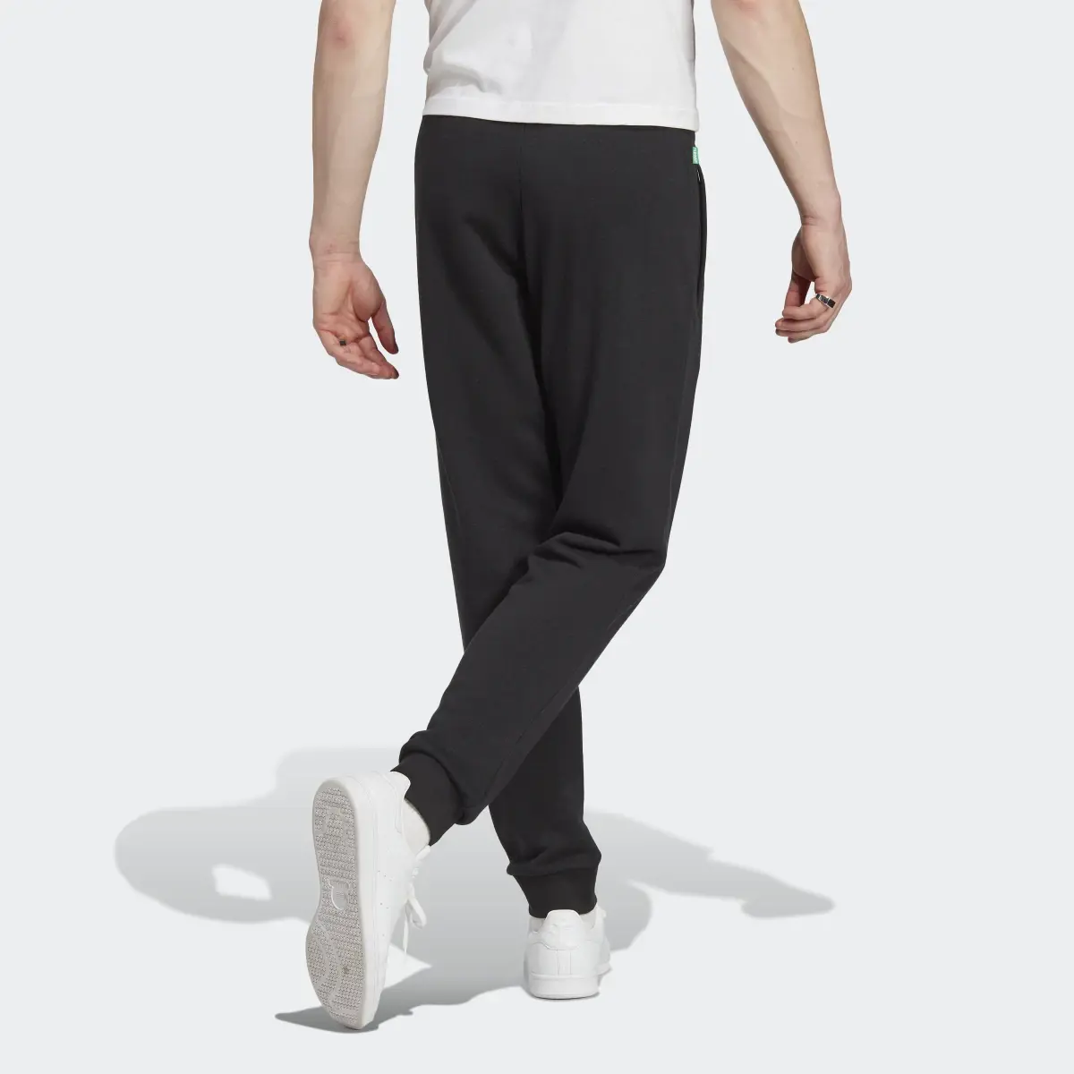 Adidas Pantalón Essentials+ Made with Hemp. 2