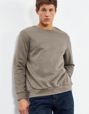 Koyu Bej Basic O Yaka Rahat Form Erkek Sweatshirt - 88053
