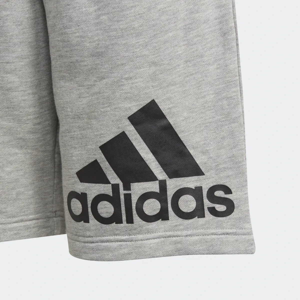 Adidas Essentials Shorts. 3