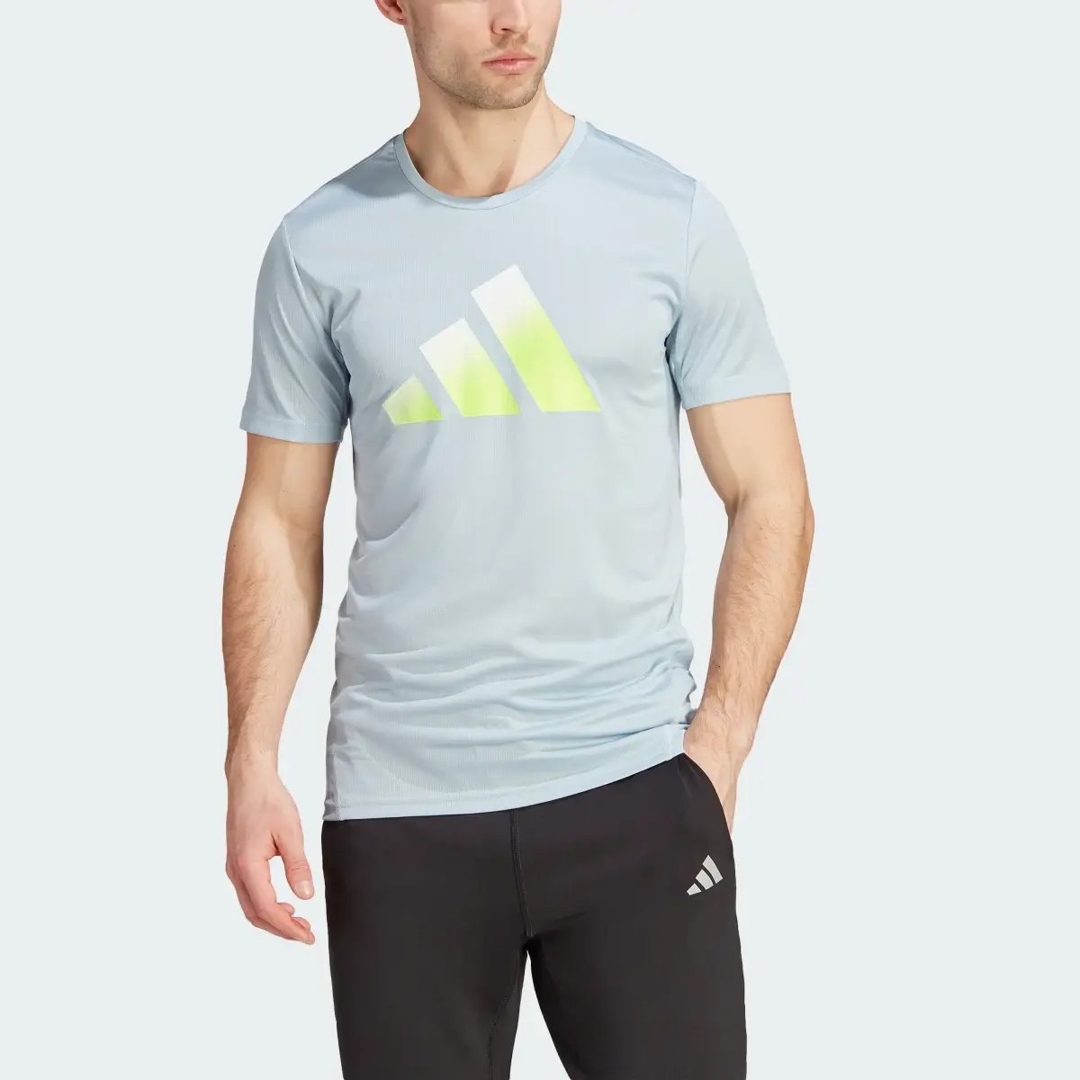 Adidas Playera Run Icons 3 Franjas Logo. 1