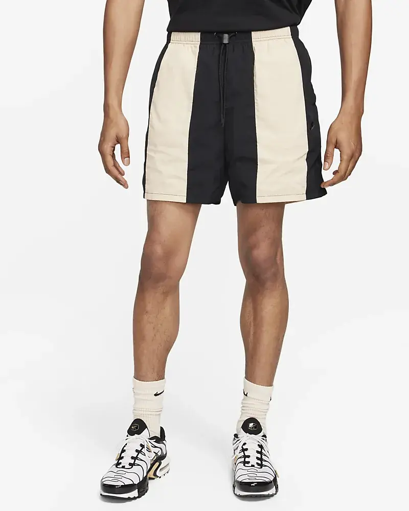 Nike Sportswear Tech Pack. 1
