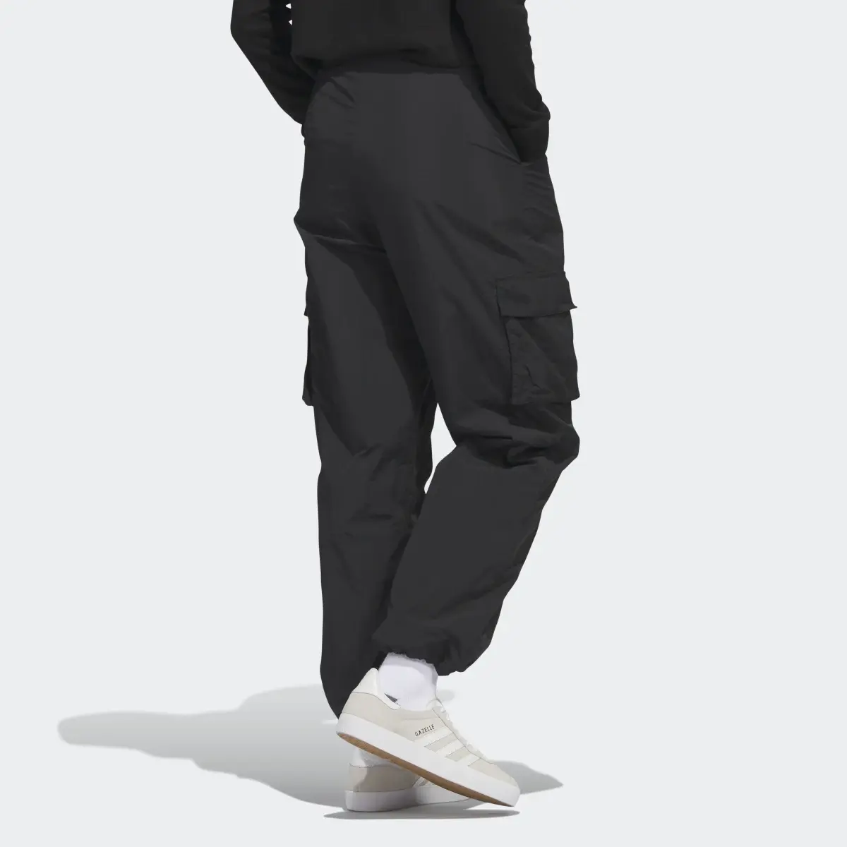 Adidas Pants Cargo Premium Essentials Nylon. 2