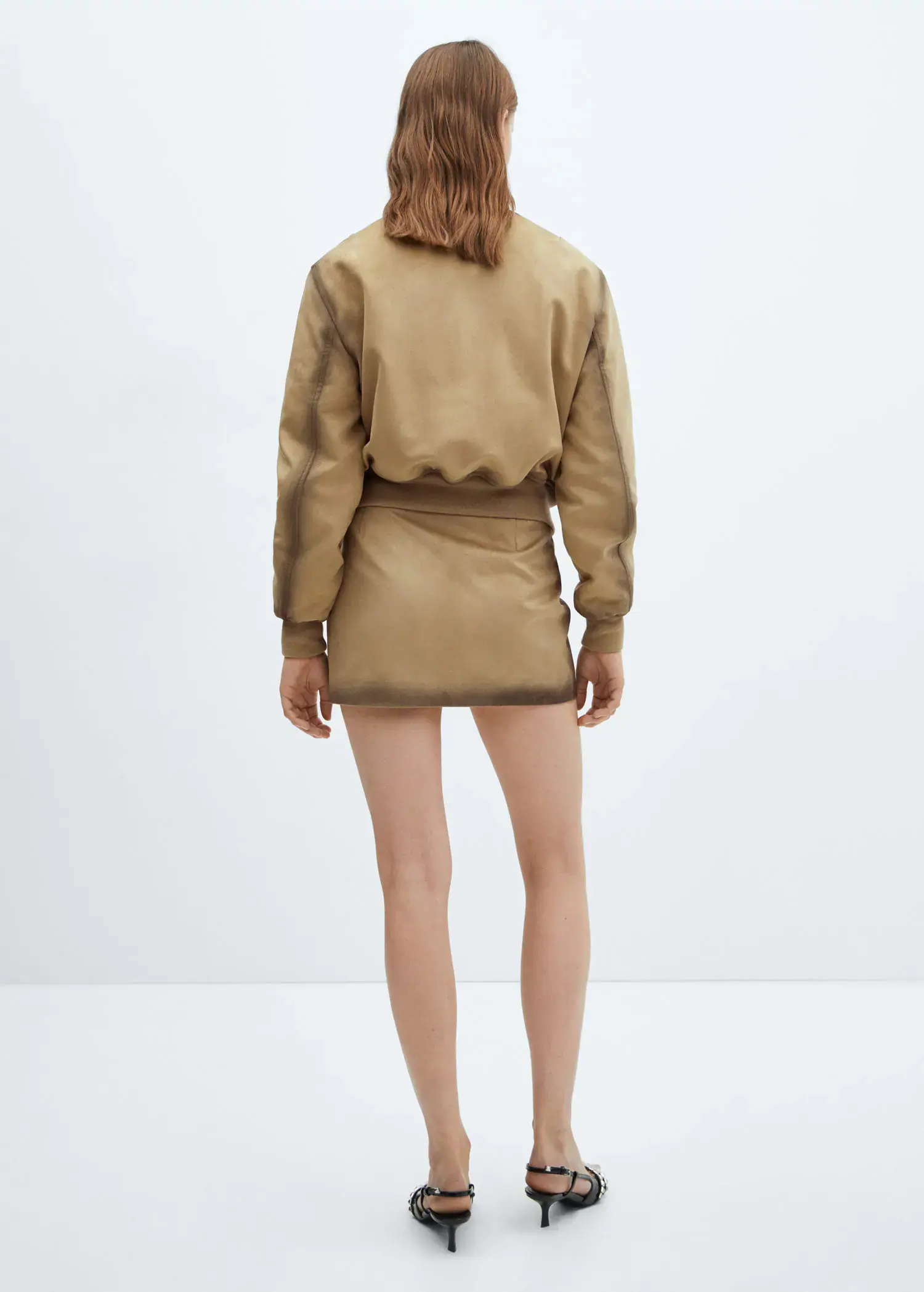 Mango Worn-effect leather skirt. 3
