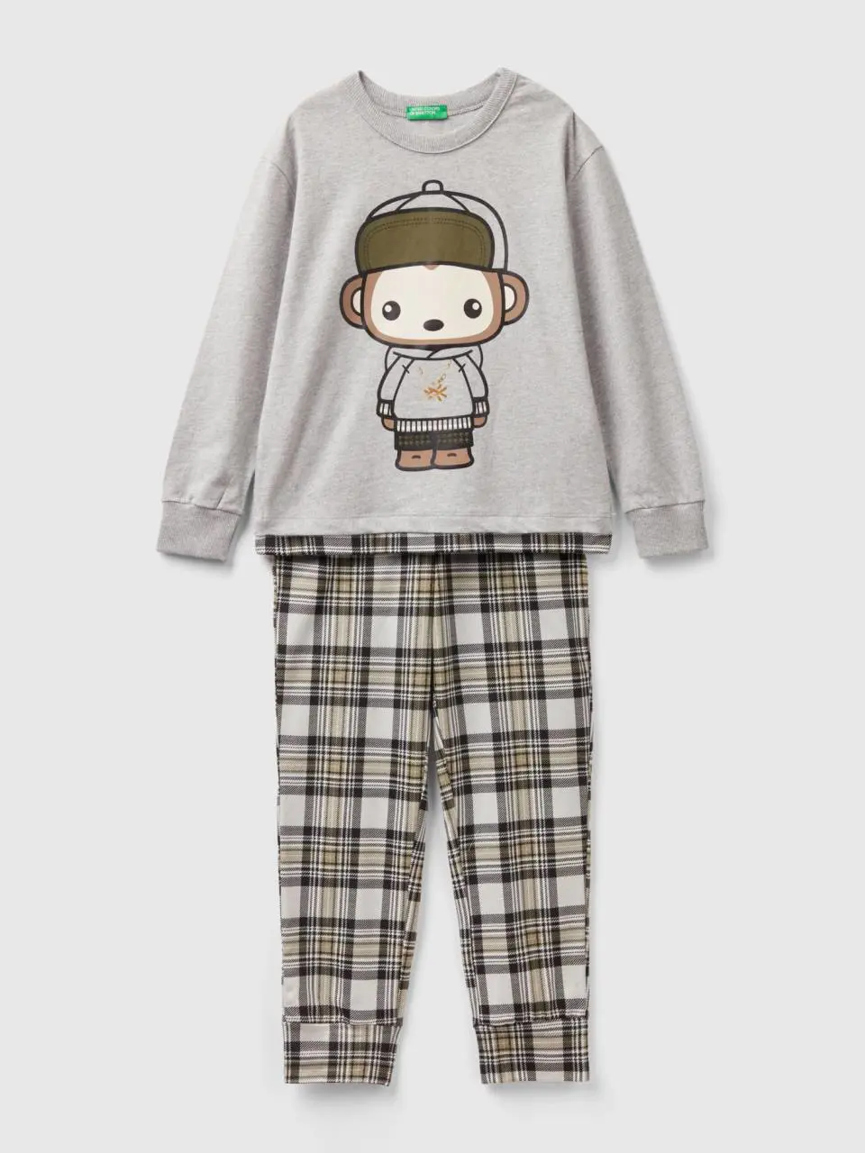 Benetton long pyjamas with mascot print. 1