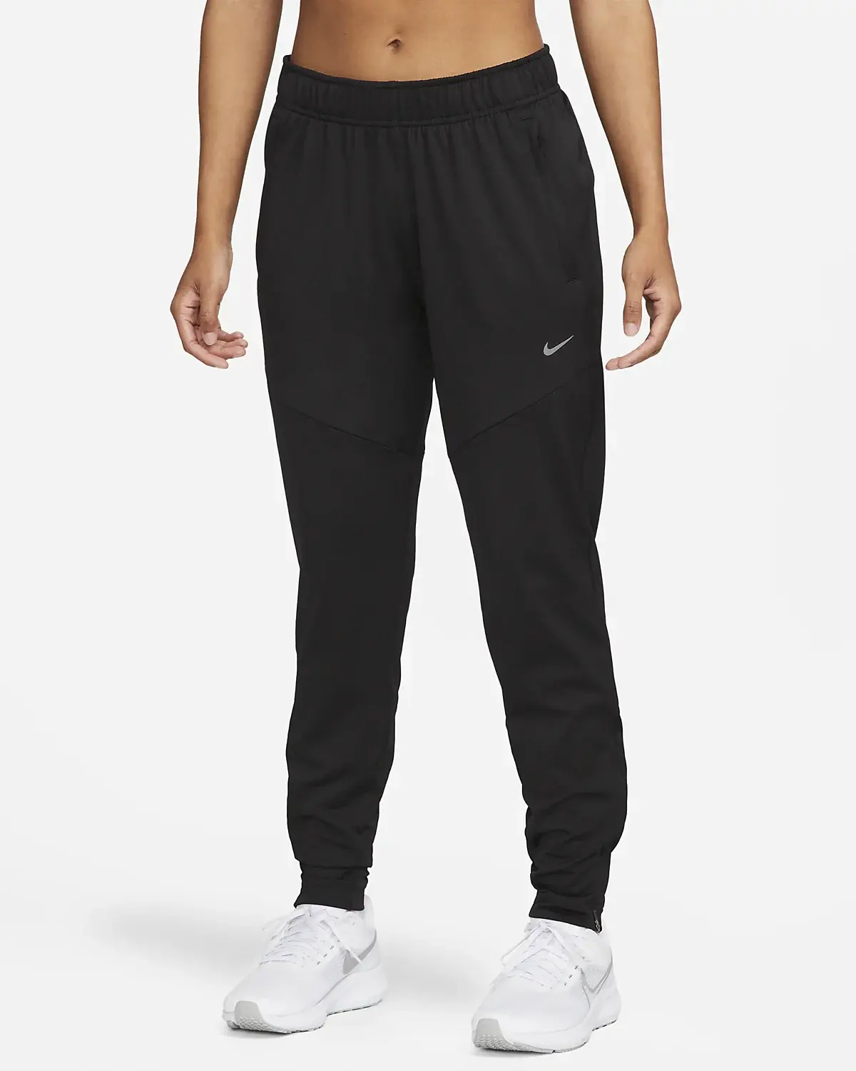 Nike Dri-FIT Essential. 1