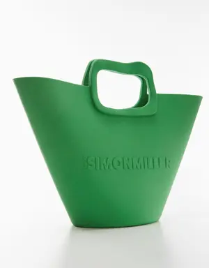 Bag with geometric logo design