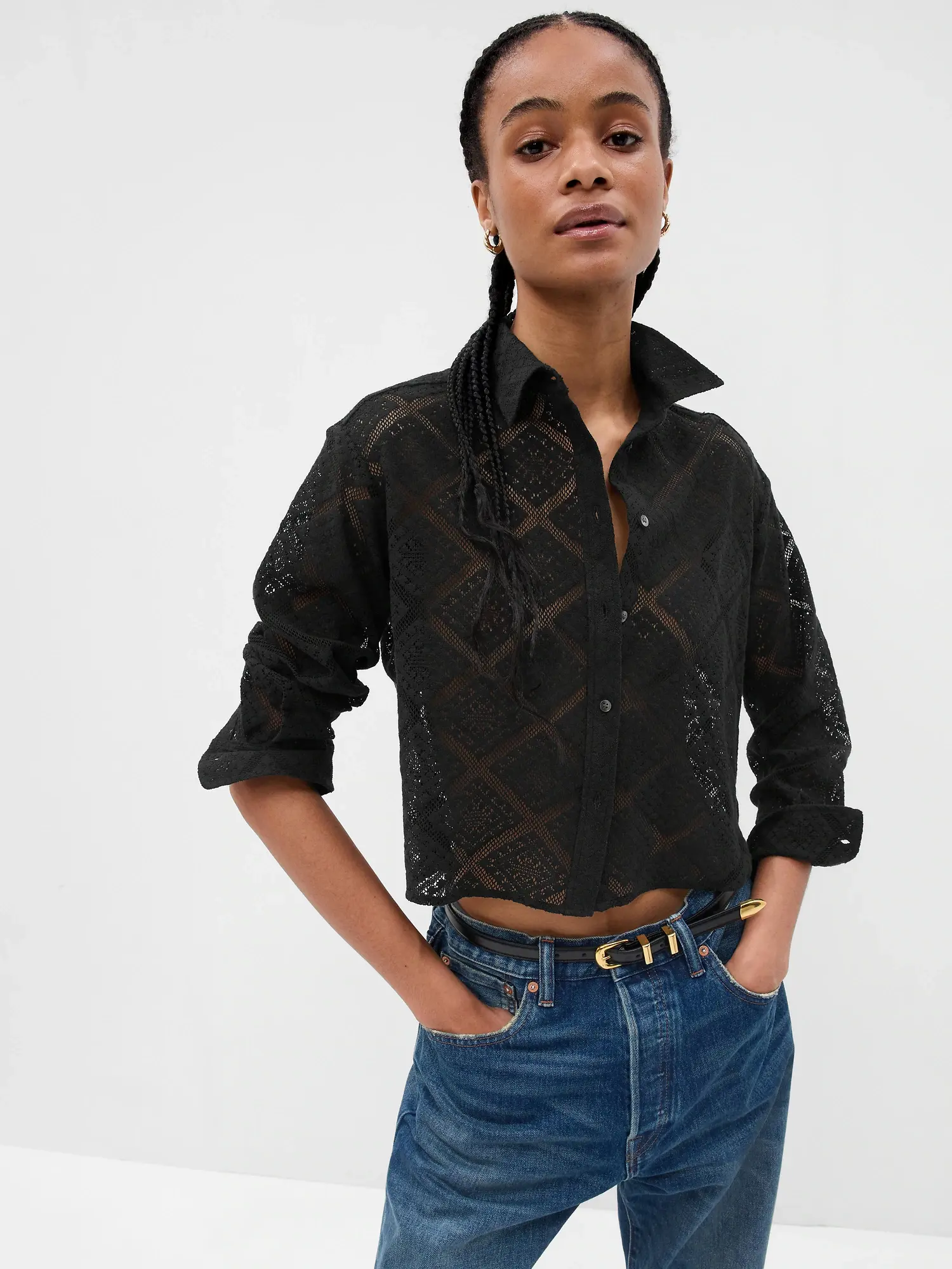 Gap Cropped Crochet Shirt black. 1