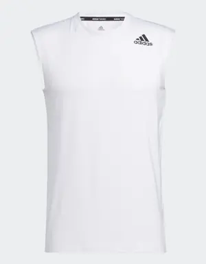 TECHFIT Sleeveless Fitted Tişört