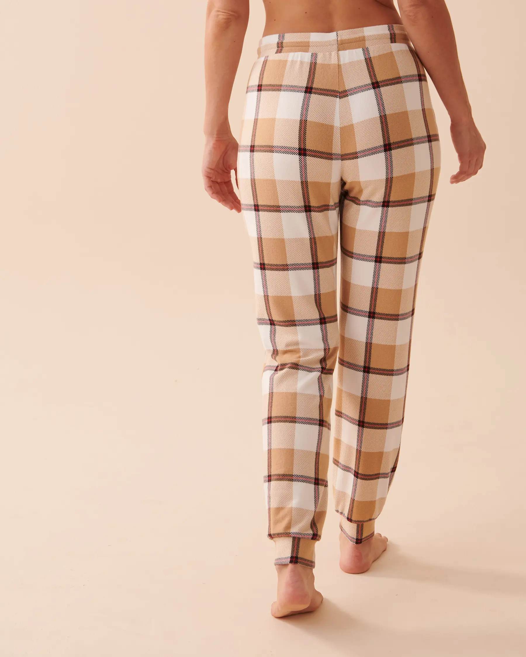 La Vie en Rose Recycled Fibers Fitted Pajama Pants. 2