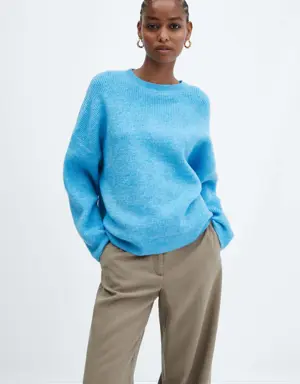 Oversized sweater with dropped shoulders