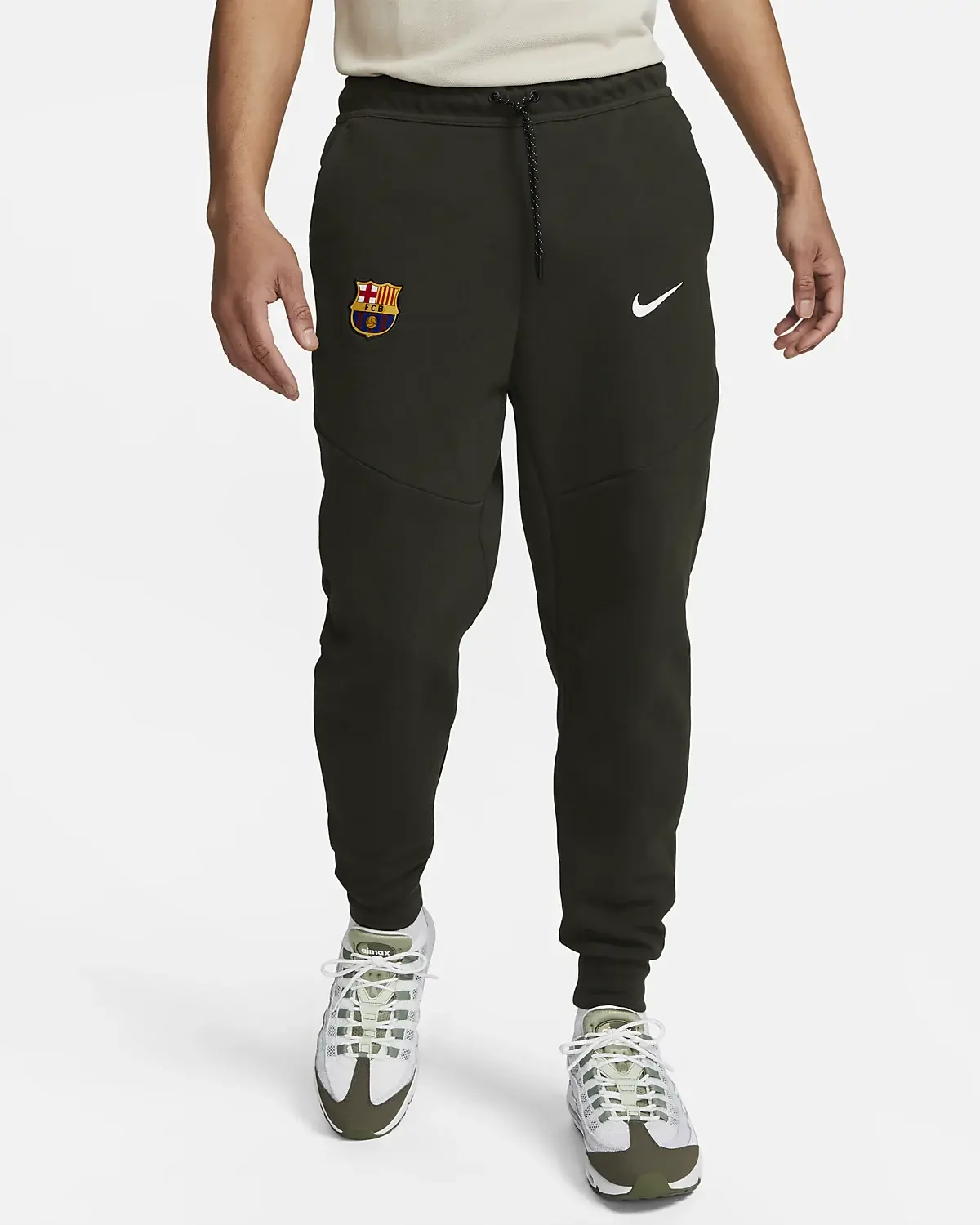 Nike FC Barcelona Tech Fleece. 1