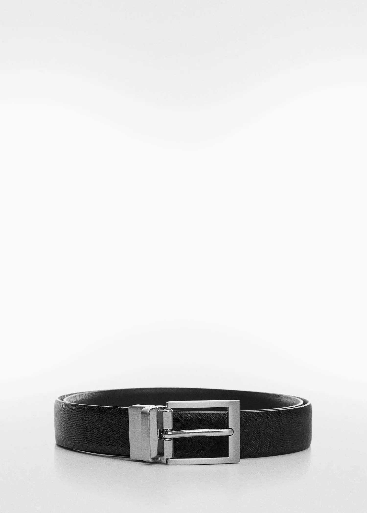 Mango Saffiano leather tailored belt. a close-up of a black belt with a silver buckle. 