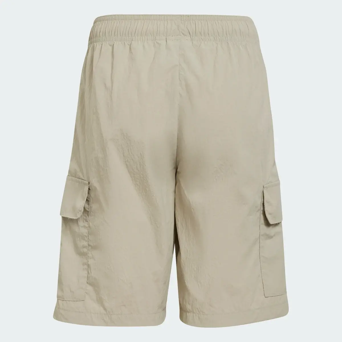 Adidas Short cargo. 2