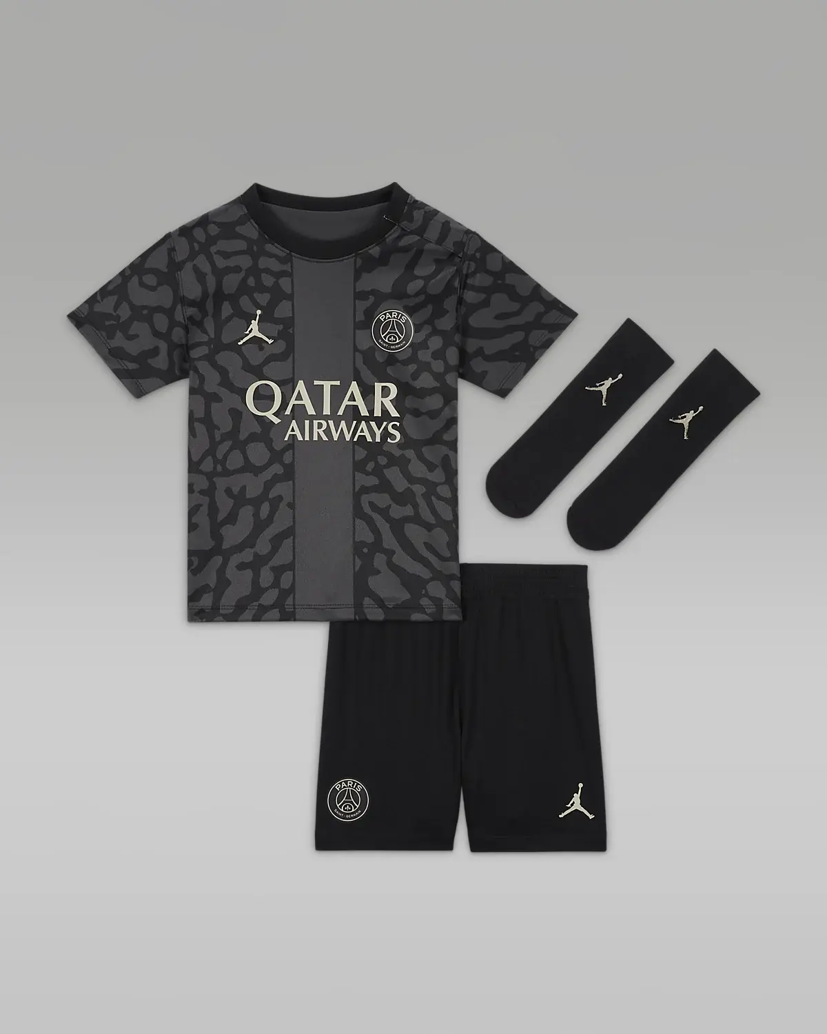 Nike Terceiro equipamento Paris Saint-Germain 2023/24. 1