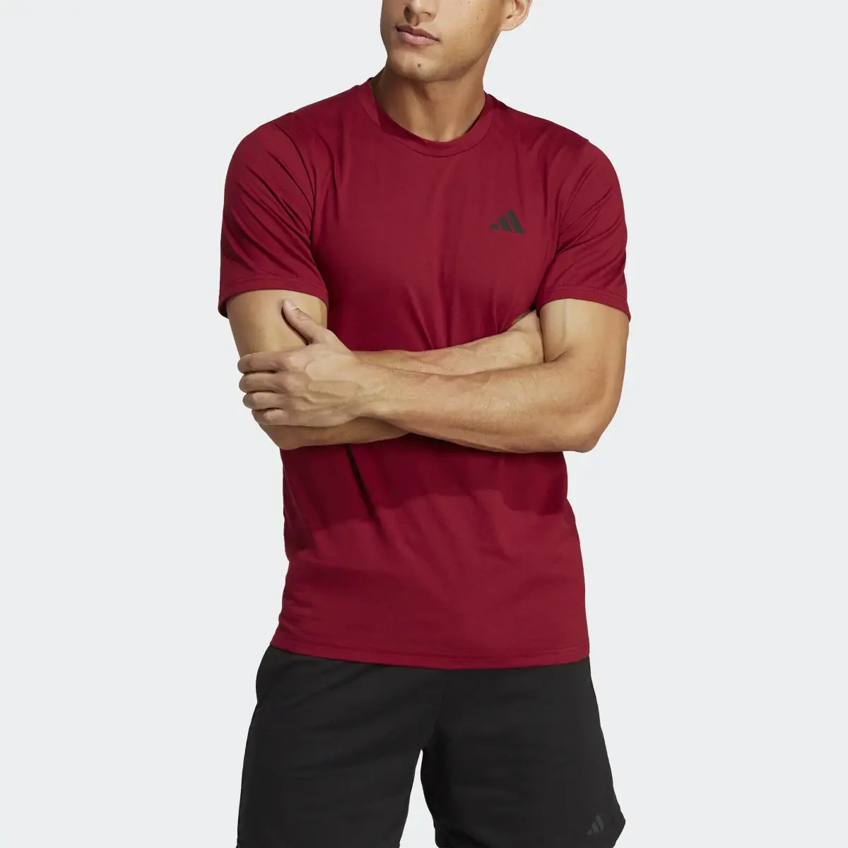 Adidas Playera de Entrenamiento Train Essentials Feelready. 1