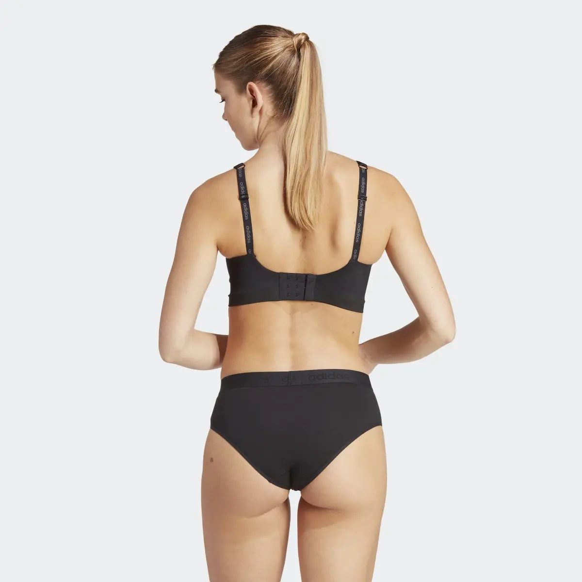 Adidas Active Micro Flex Naked Seamless Two-Ply Bra. 3