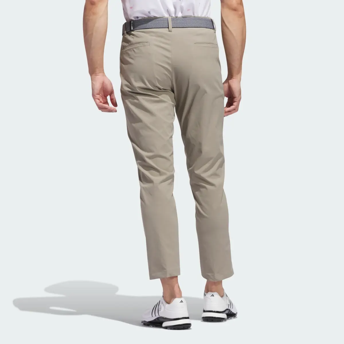 Adidas Pantalon Chino Ultimate365. 2
