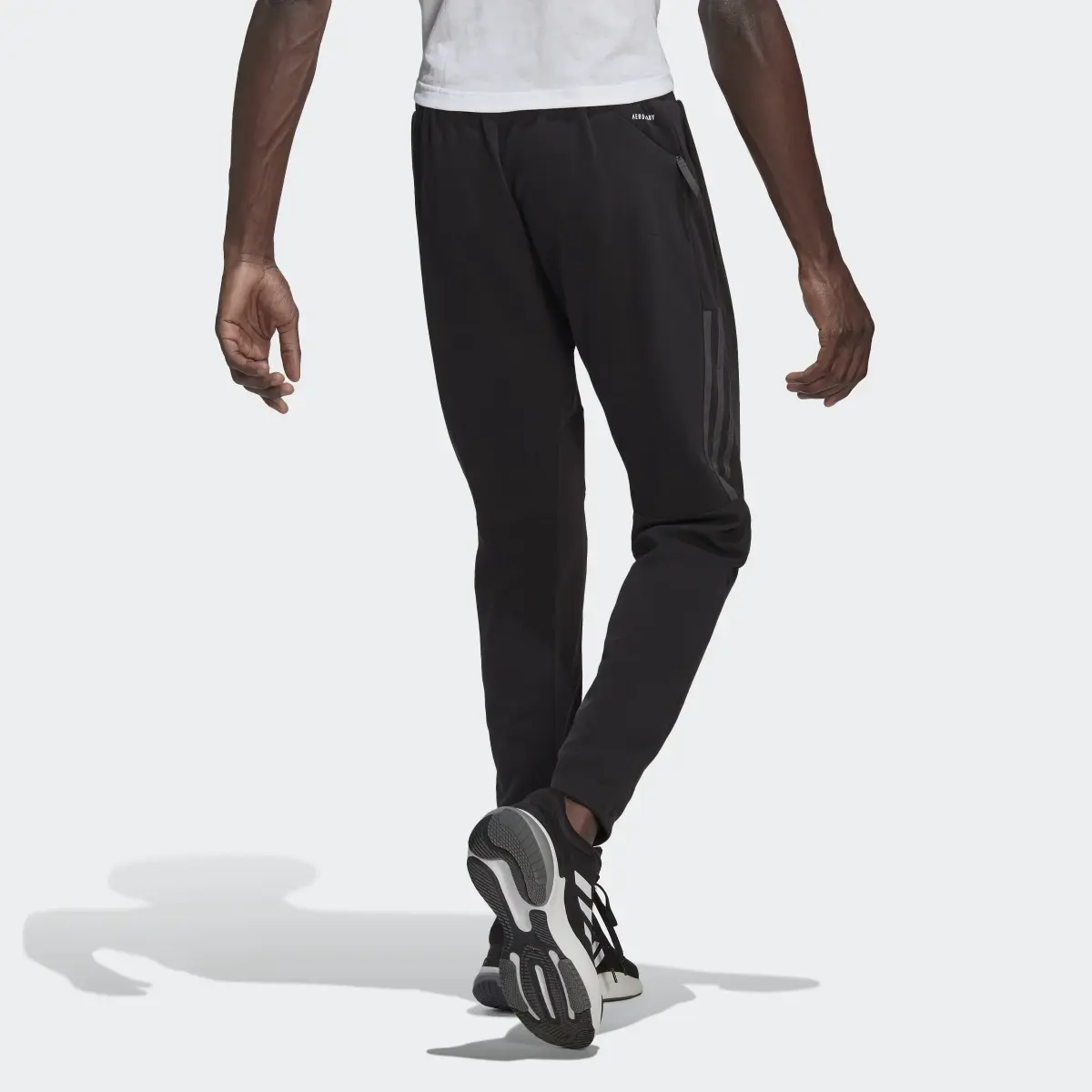 Adidas AEROREADY Yoga Joggers. 2