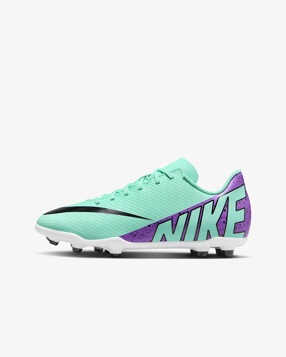 Nike Jr. Mercurial Vapor 15 Club. 1