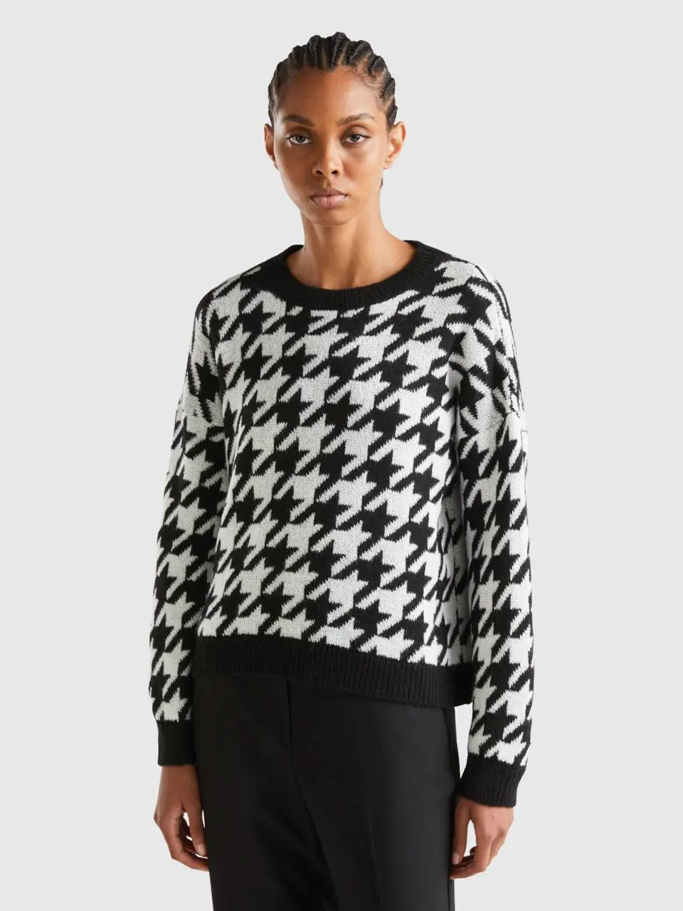 Benetton houndstooth sweater. 1