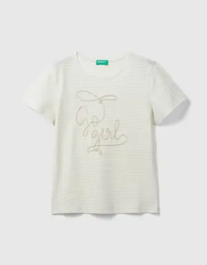 t-shirt with cord embroidery