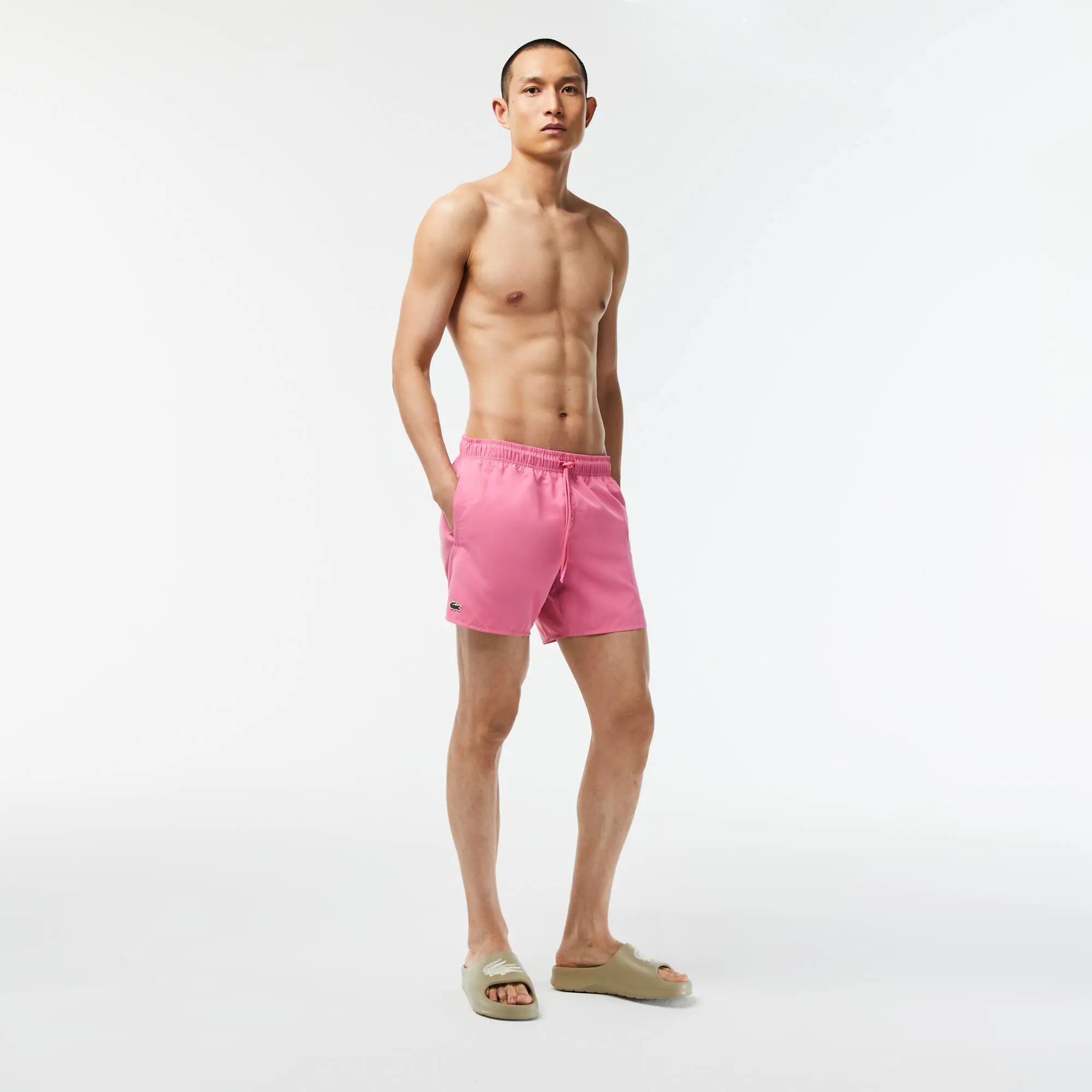 Lacoste Short de bain léger uni à séchage rapide. 1