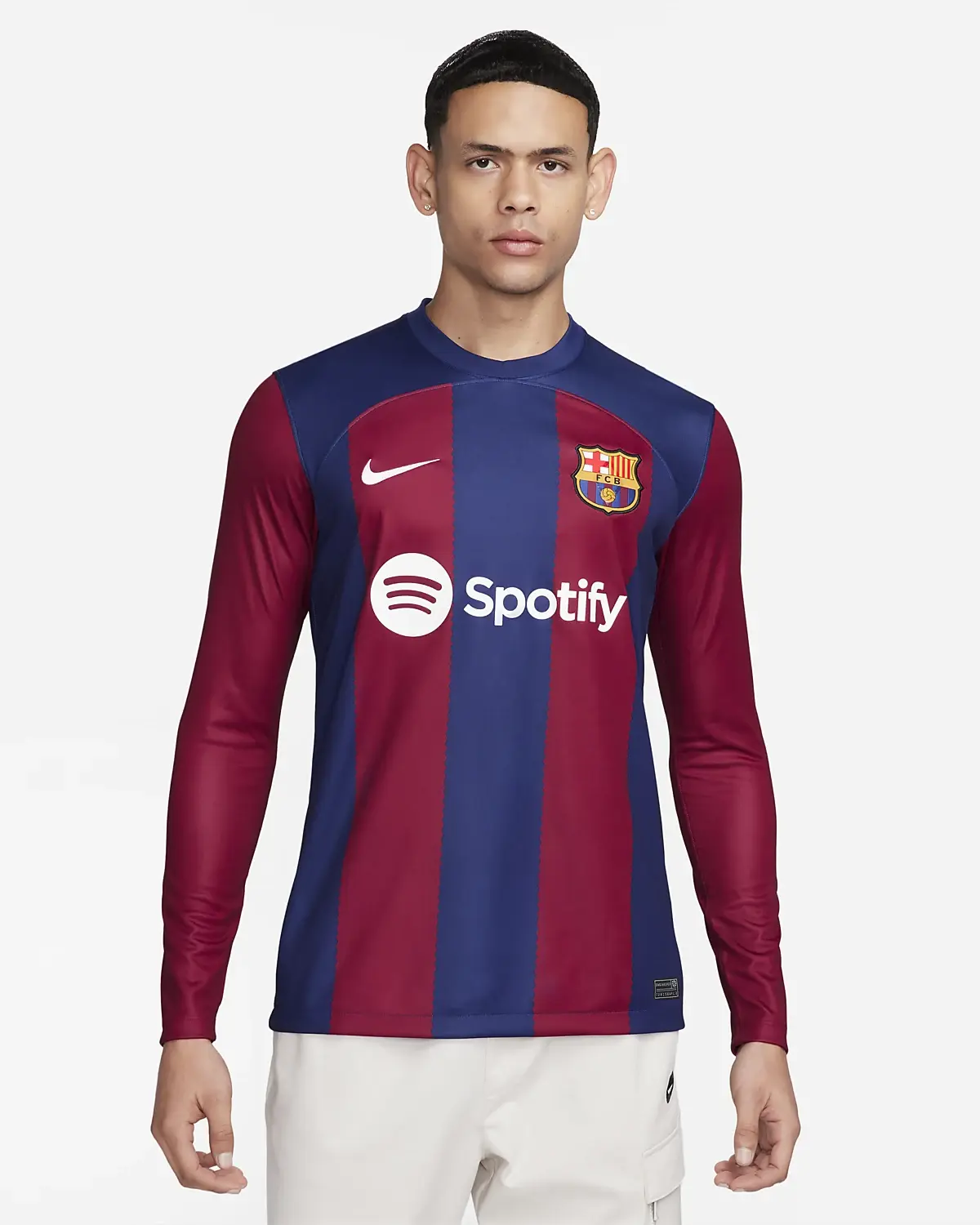 Nike F.C. Barcelona 2023/24 Stadium Home. 1