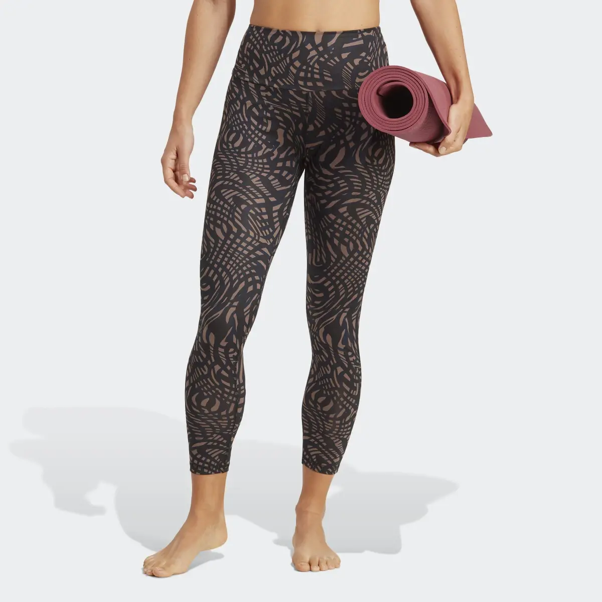 Adidas Yoga Essentials Printed 7/8 Leggings. 1