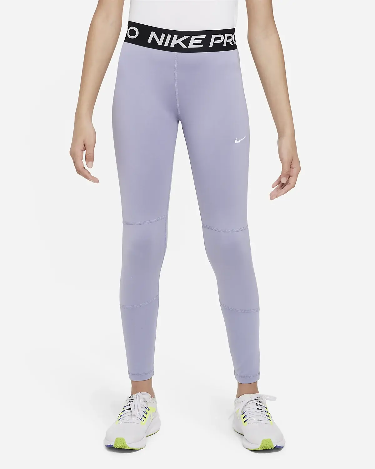 Nike Pro Dri-FIT. 1