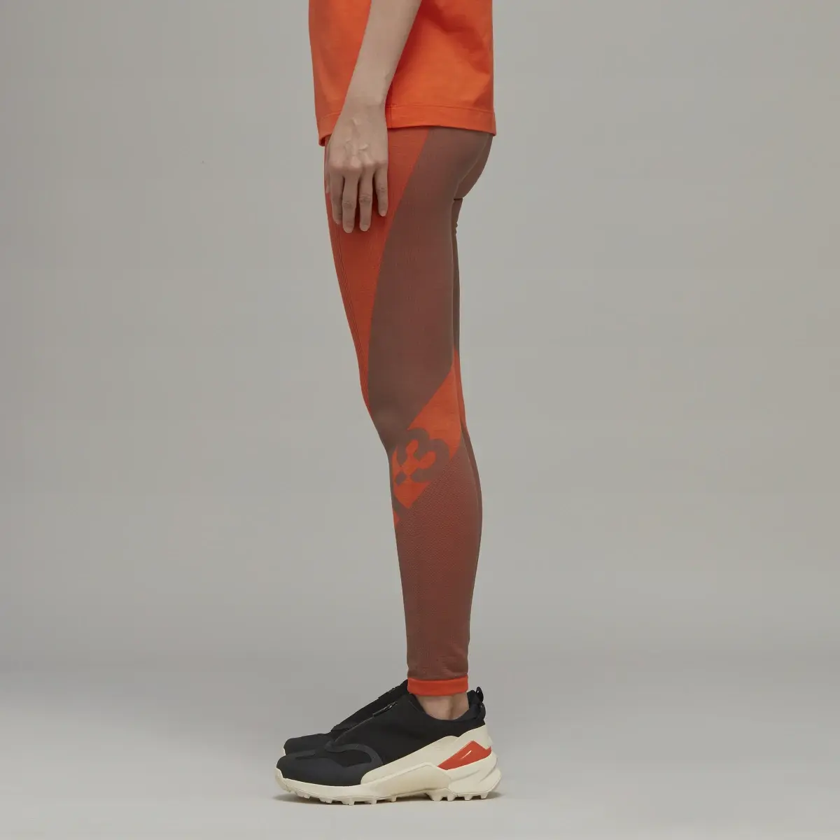 Adidas Y-3 Classic Seamless Knit Tights. 2