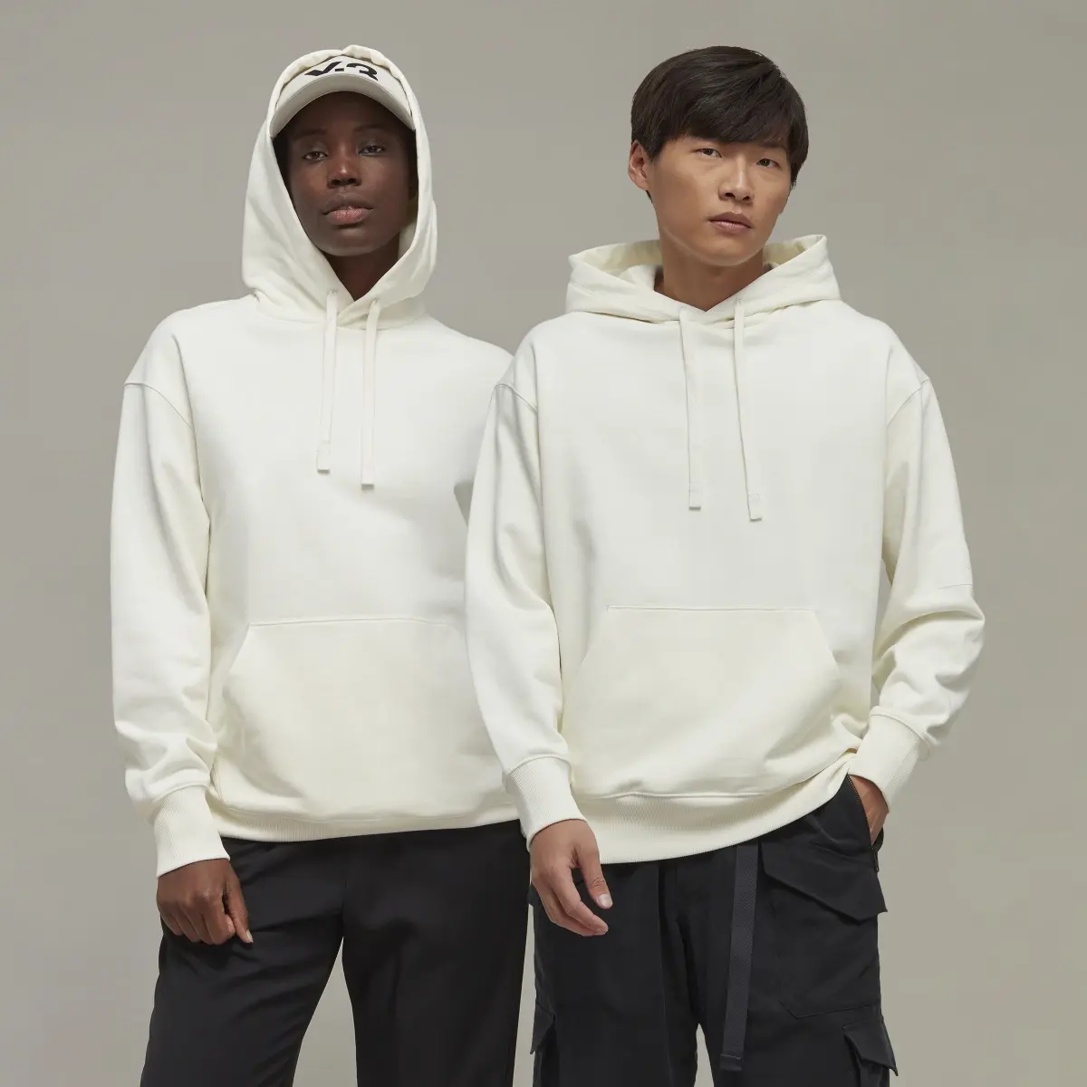 Adidas Sweat-shirt à capuche ras-du-cou en coton bio Y-3. 1