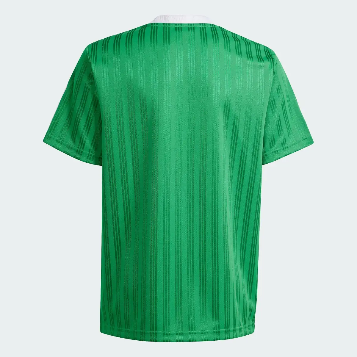 Adidas Adicolor Tee. 2