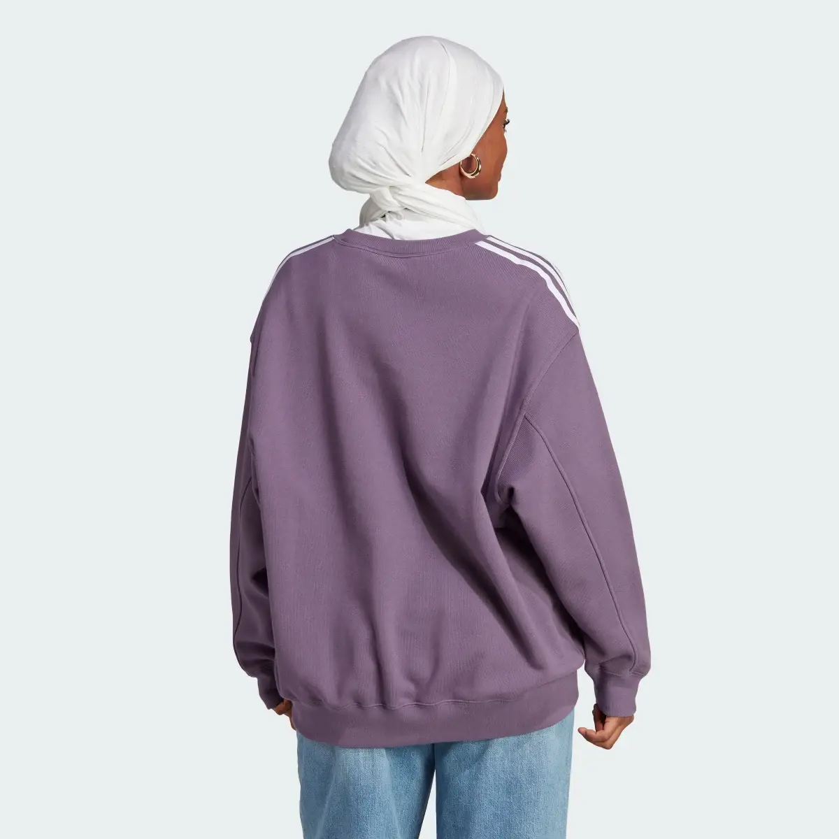 Adidas Adicolor Classics Oversized Sweatshirt. 3