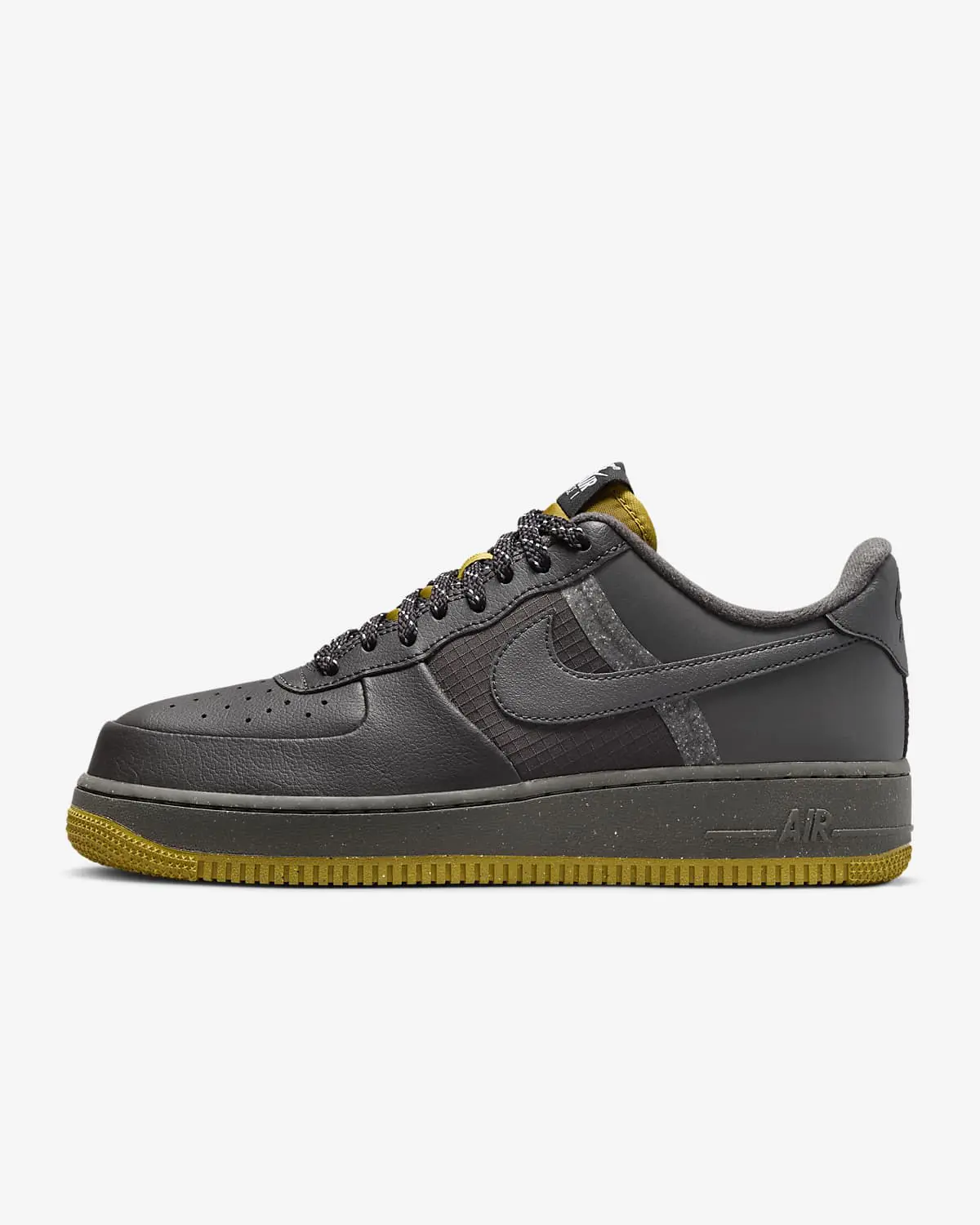 Nike Air Force 1 '07 LV8. 1