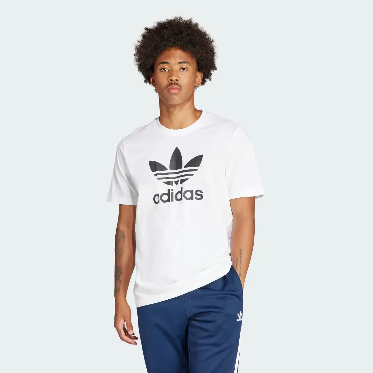 Adidas Adicolor Trefoil Tee. 2