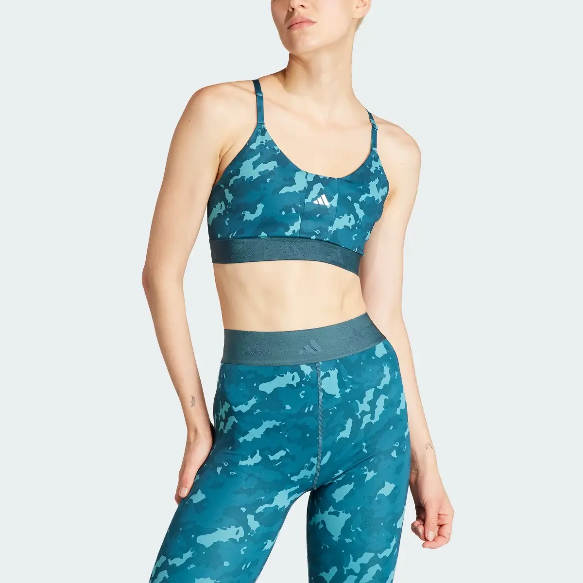 Adidas Aeroreact Training Light-Support Techfit Bra. 1