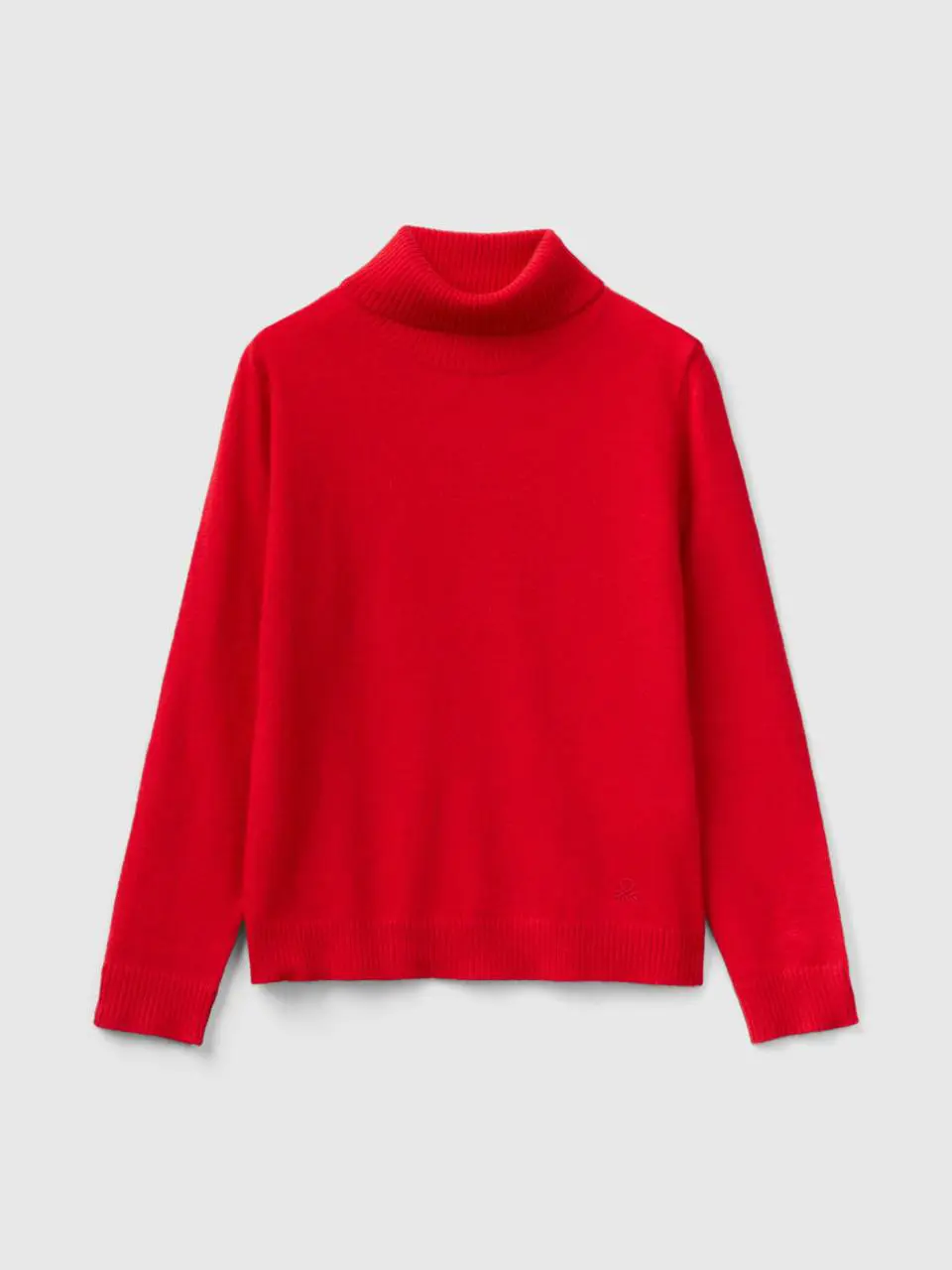 Benetton turtleneck in wool blend. 1