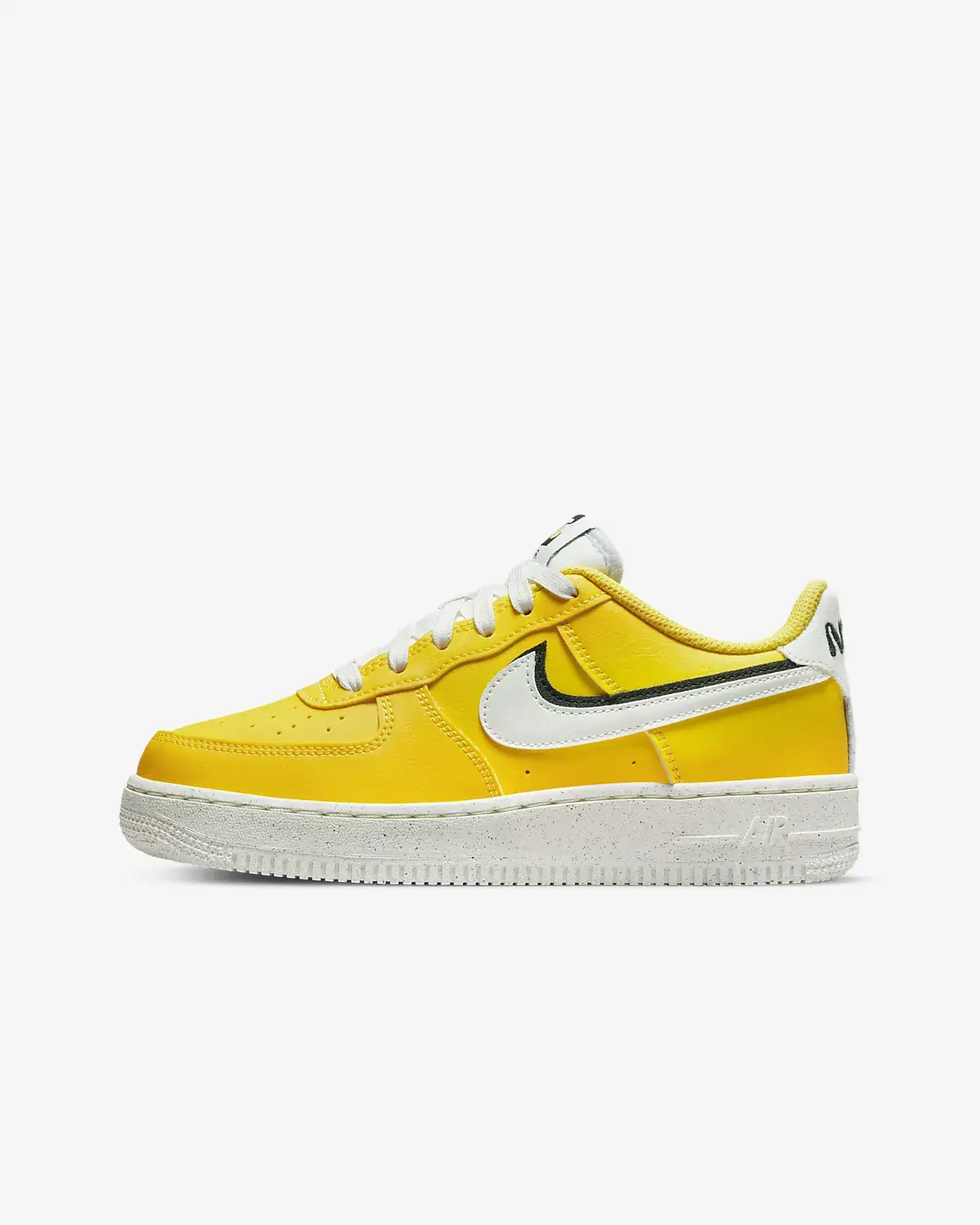 Nike Air Force 1 LV8. 1