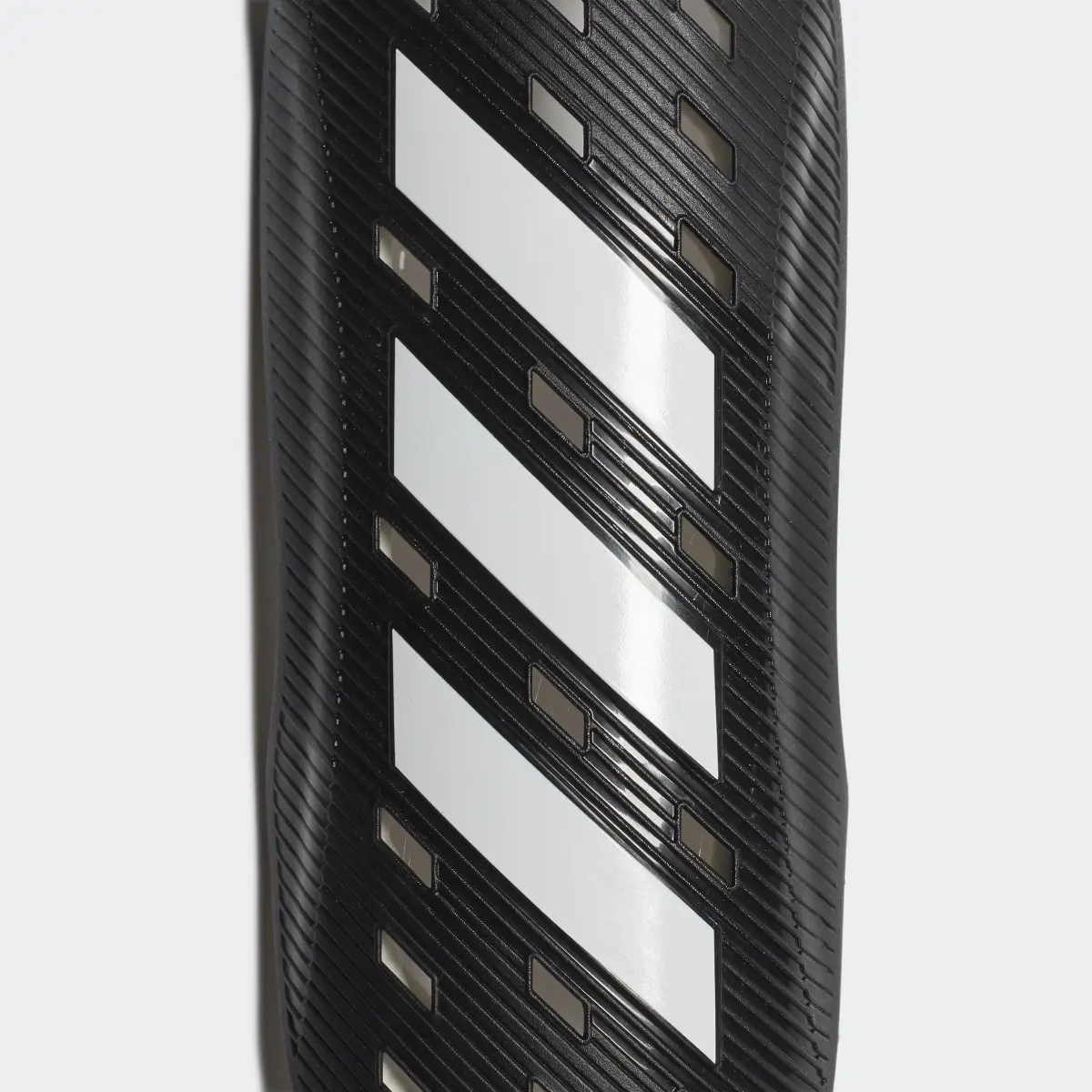 Adidas Tiro Club Shin Guards. 3