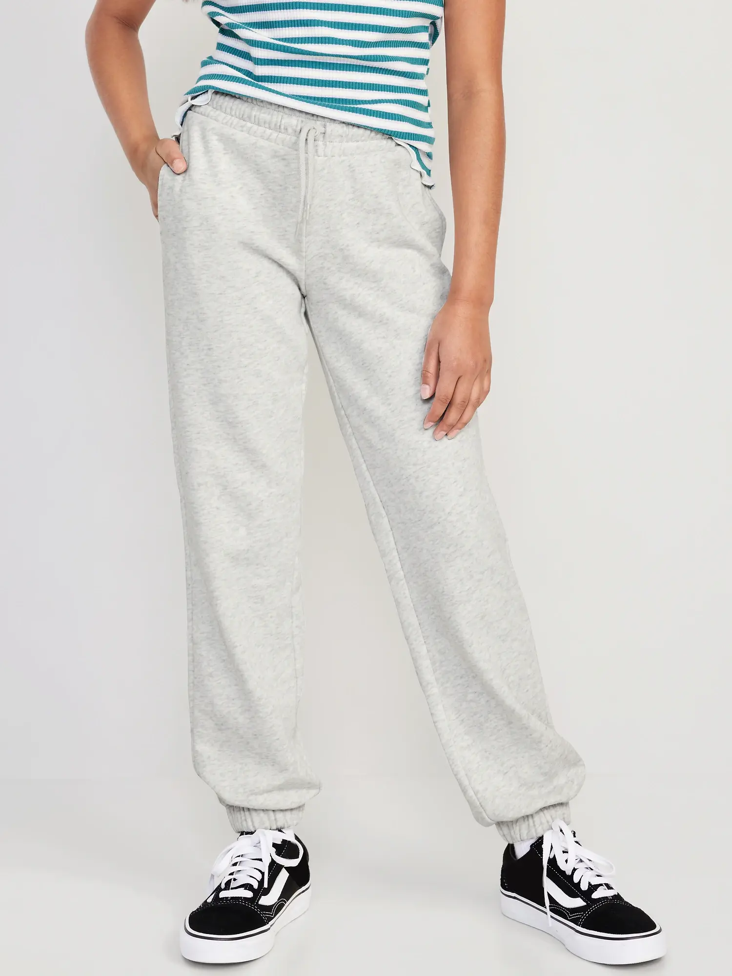 Old Navy Cinched-Hem Jogger Sweatpants for Girls gray. 1