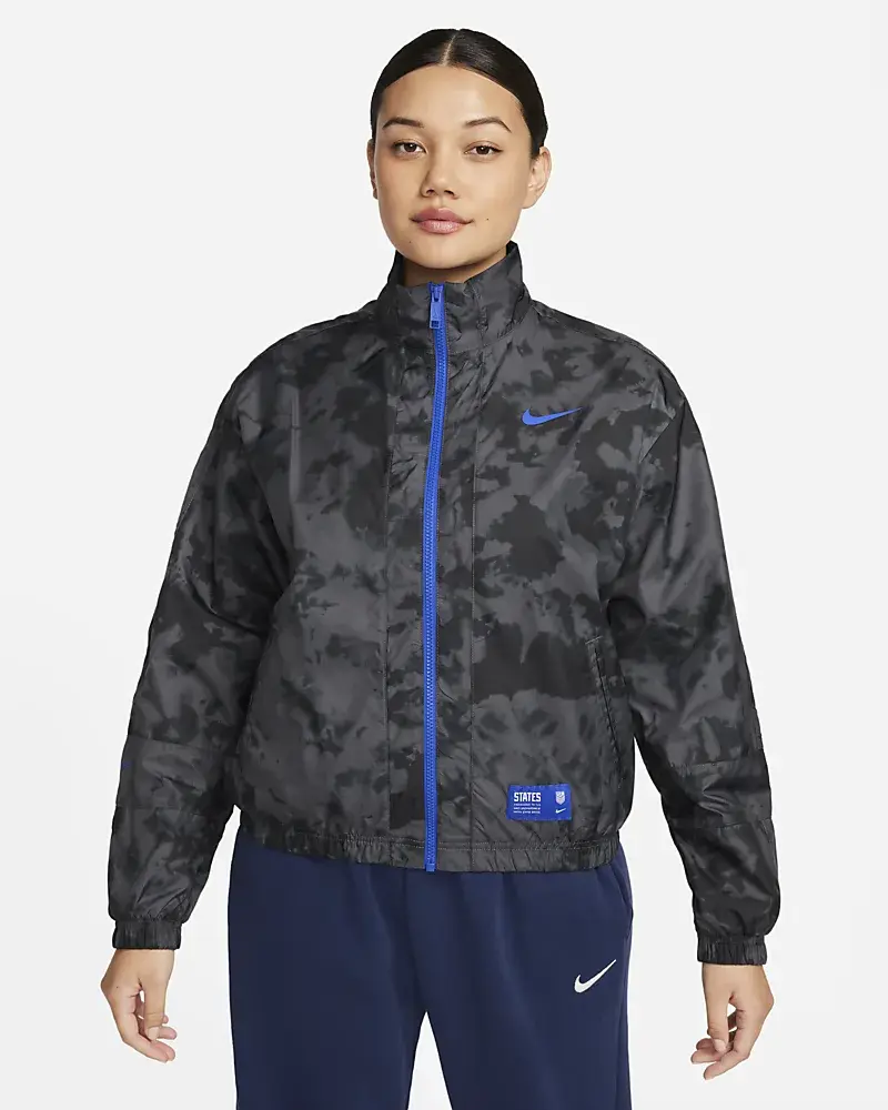Nike U.S. Essential. 1
