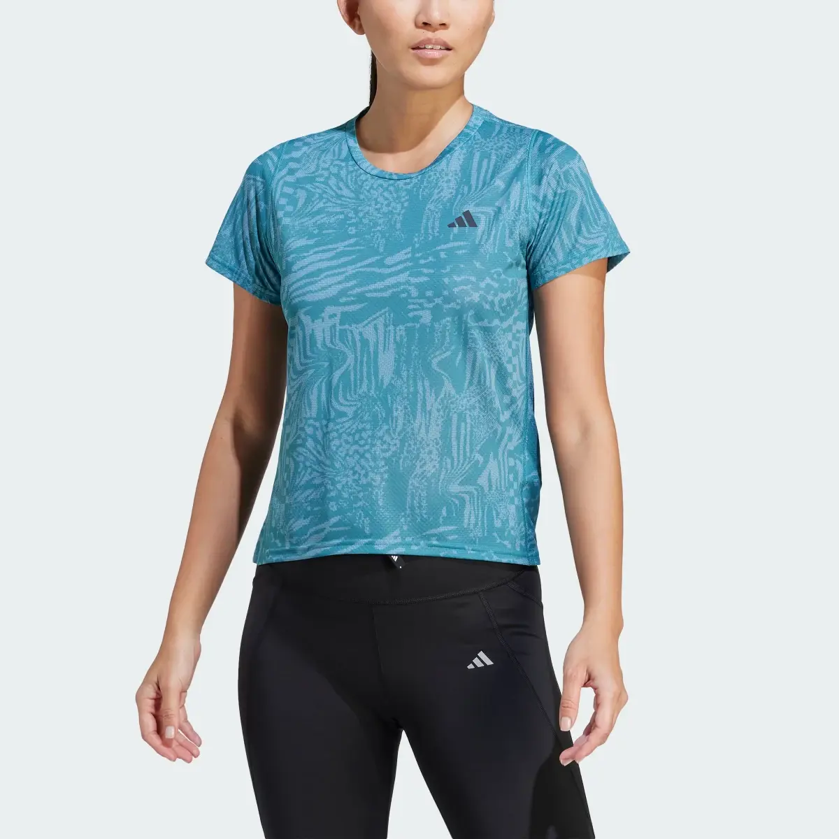 Adidas Playera de Running Run Icons 3 Franjas Logo Estampada. 1