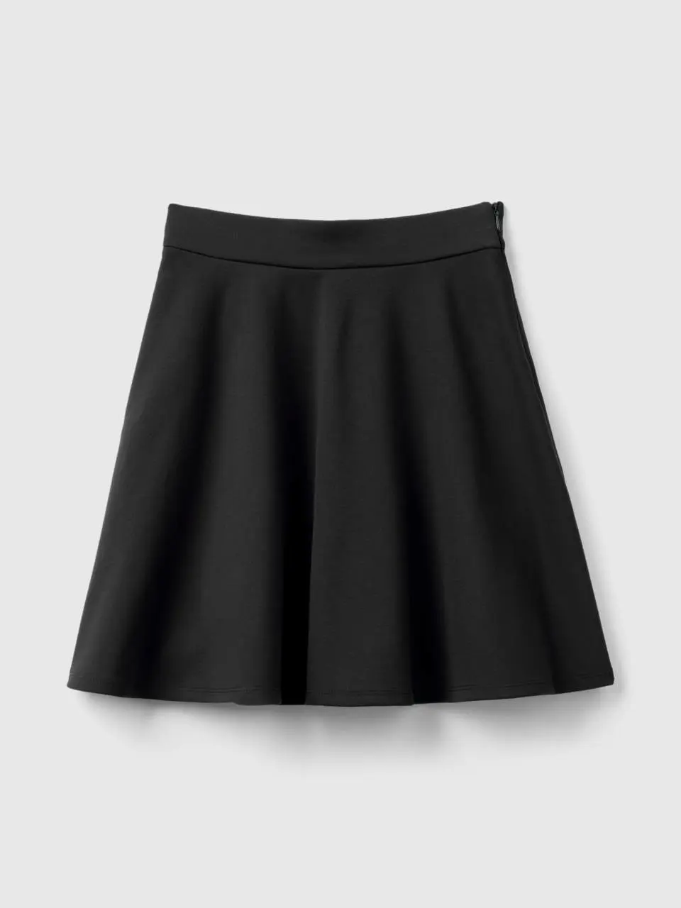 Benetton pleated skirt in viscose blend. 1