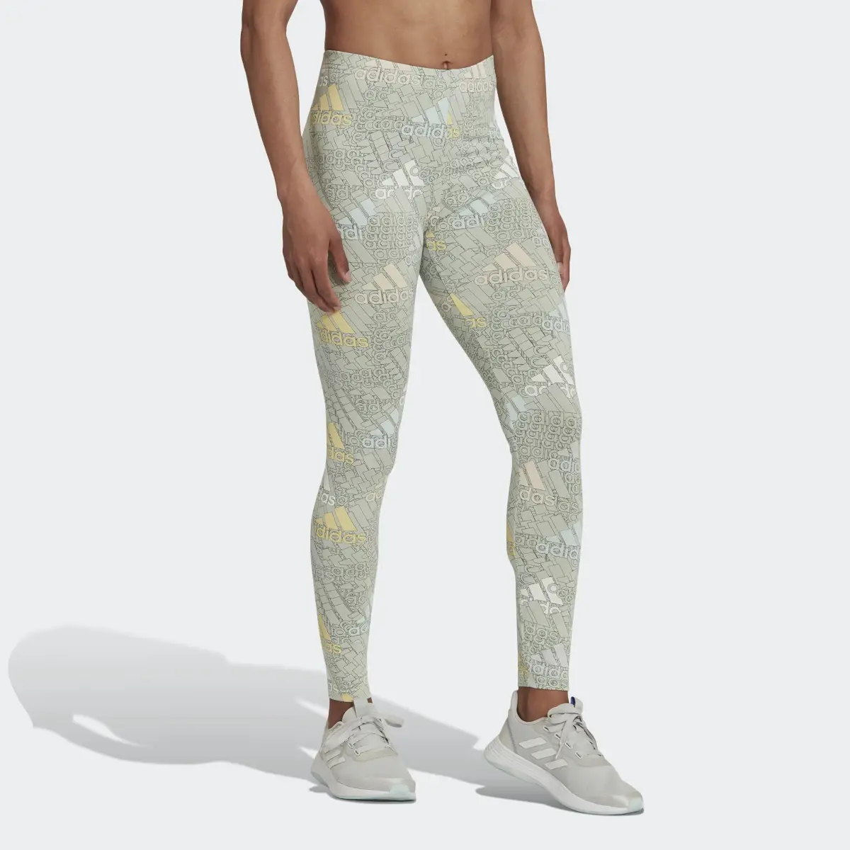 Adidas Leggings Essentials. 3