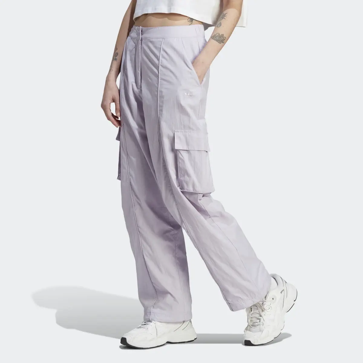 Adidas Pantalon cargo en nylon Premium Essentials. 1