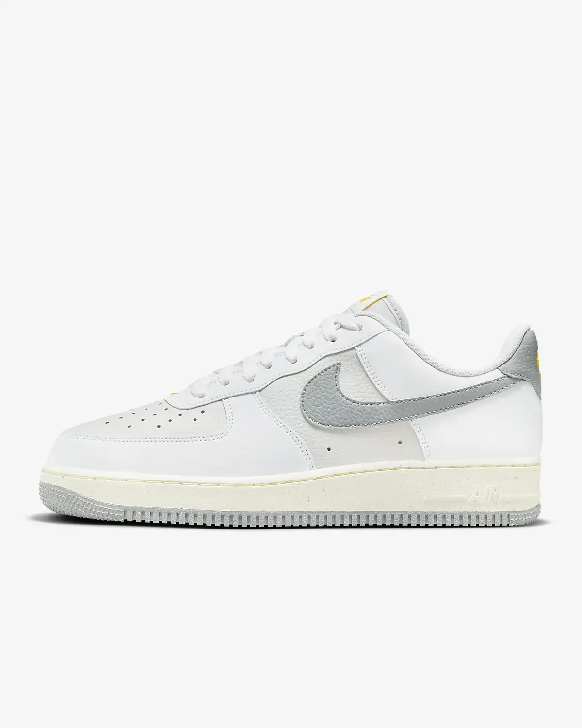 Nike Air Force 1 '07 Next Nature. 1