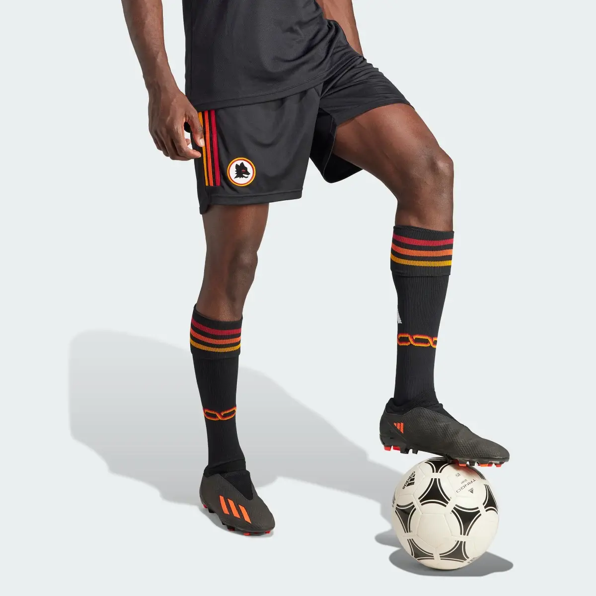 Adidas Pantalón corto tercera equipación AS Roma 23/24. 3