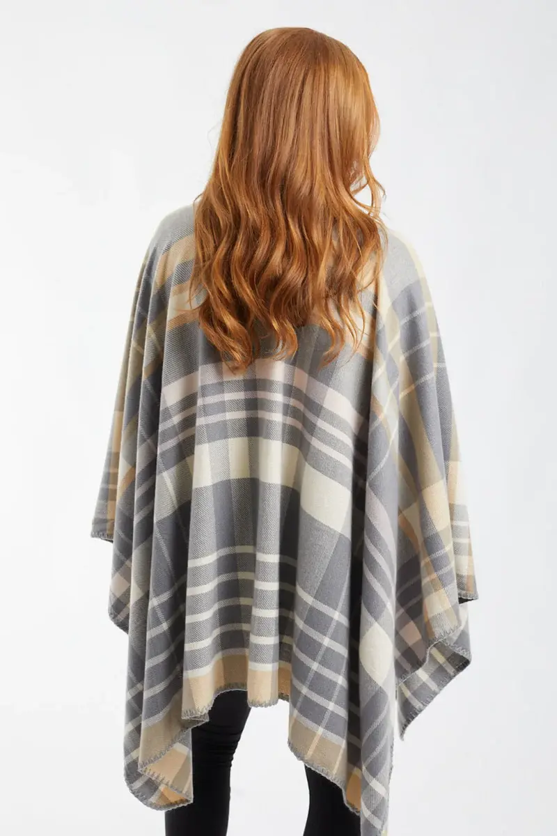 Just Cozy Venus - Poncho Scarf. 2 Just Cozy Venus - Poncho Scarf. 2