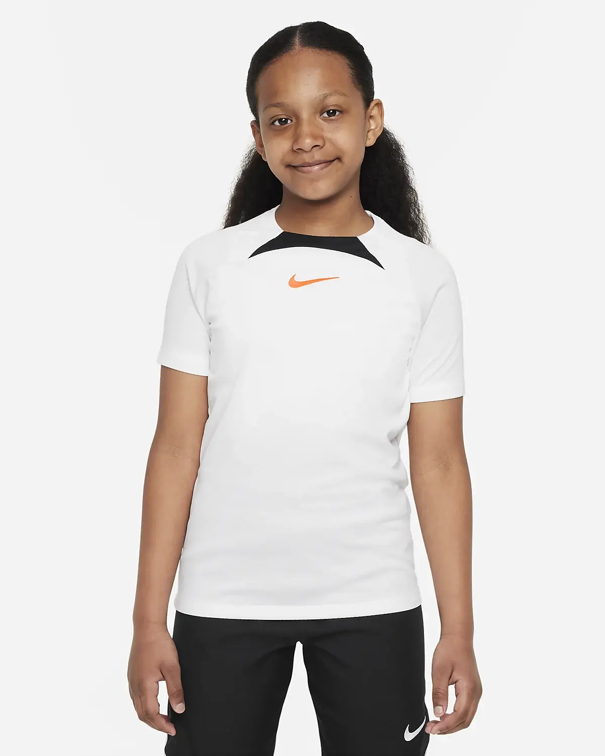 Nike Dri-FIT Academy. 1