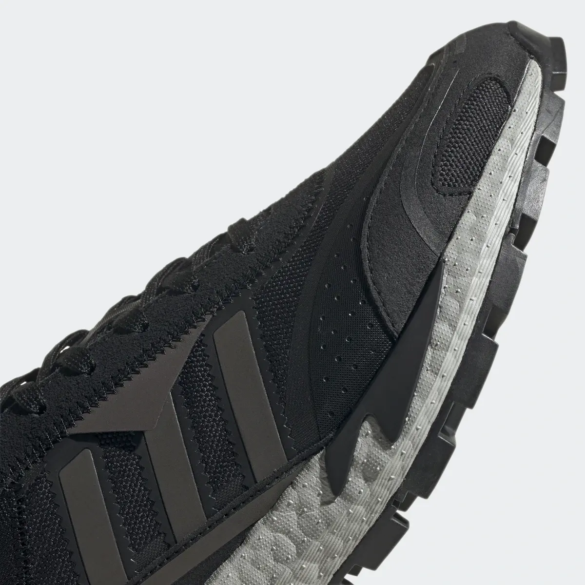 Adidas Retropy P9 Shoes. 3